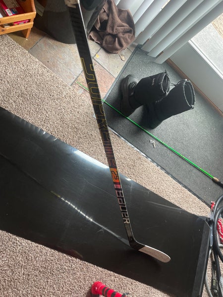 Bauer supreme 2S PRO Hockey Stick
