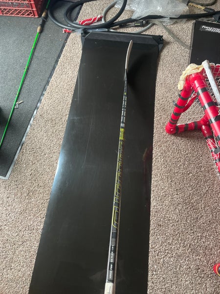 Bauer supreme 2S PRO Hockey Stick