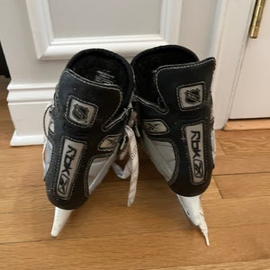 Reebok 7K Hockey Skates Size 4.5