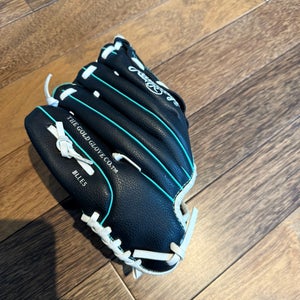 2022 Rawlings Right Hand Throw Player series 10" (Used)