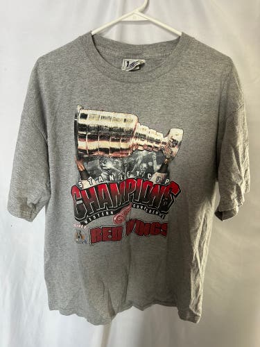 Detroit Red Wings NHL 1997 Stanley Cup Shirt Men’s XL