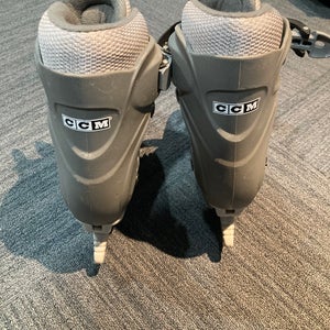Ccm adjustable ice skates