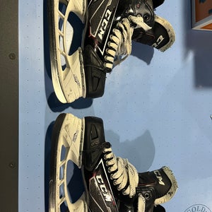 CCM Jetspeed FT2 Hockey Skates Jamie Benn Pro Stock-8D/A-280 Bauer Edge
