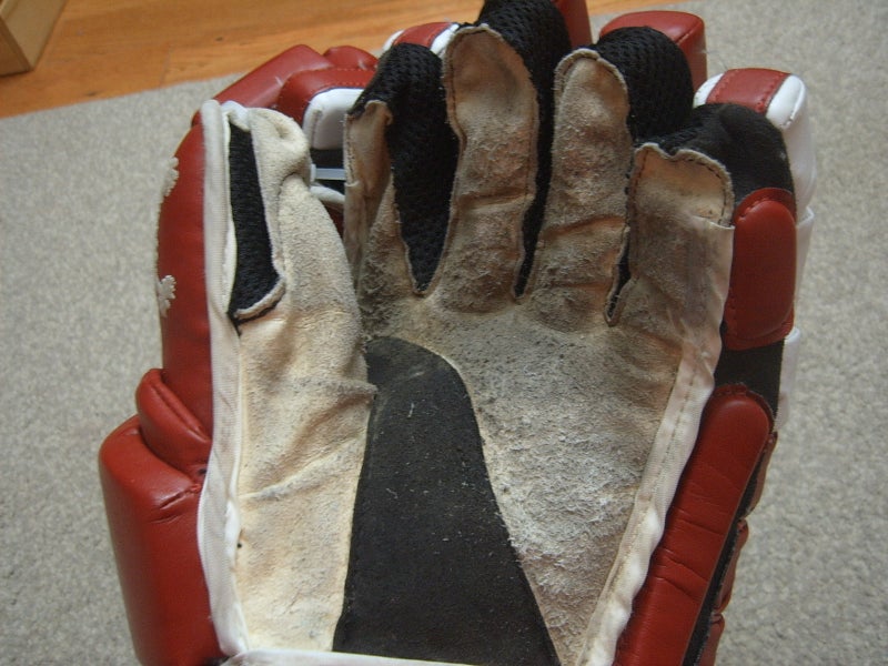 Rare Good Condition Oakley Mace Senior Hockey Gloves size 14" Red/White