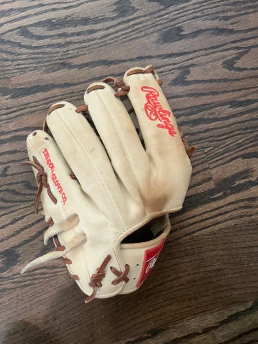 2020 Rawlings Right Hand Throw Infield Heart of the Hide 11.5" (Used)