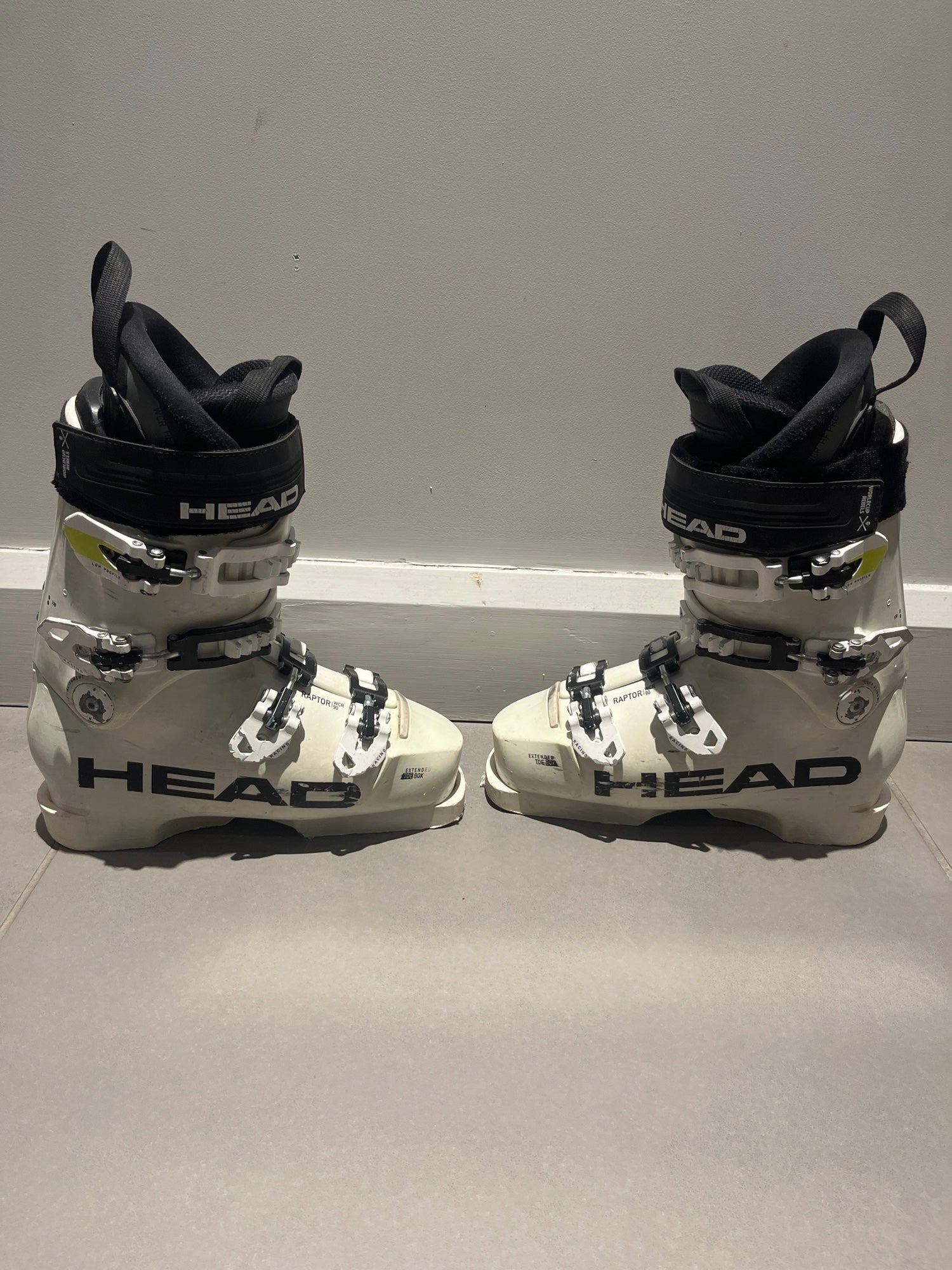HEAD RAPTOR WCR 3 - Size 25.5 Race Ski Boots (New) | SidelineSwap 