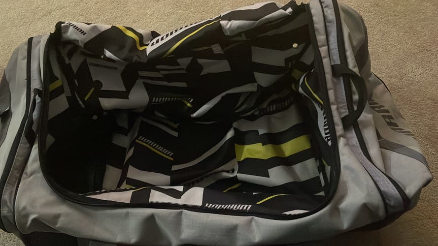 Like new Goalie Bag