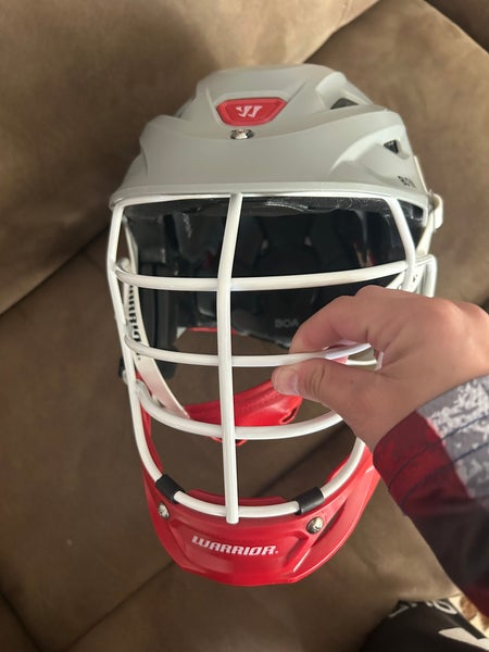 Warrior burn mens lacrosse helmet
