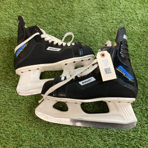 Senior Bauer Charger Hockey Skates Regular Width 7 (Used)