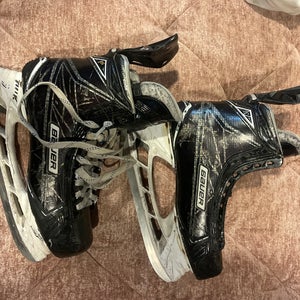 2016 Bauer Supreme 1S Regular Width  8 (Used)