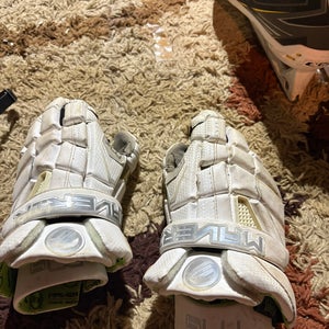 Maverick lacrosse gloves