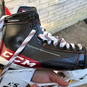 CCM JetSpeed FT475 Regular Width 10.5 (Used)