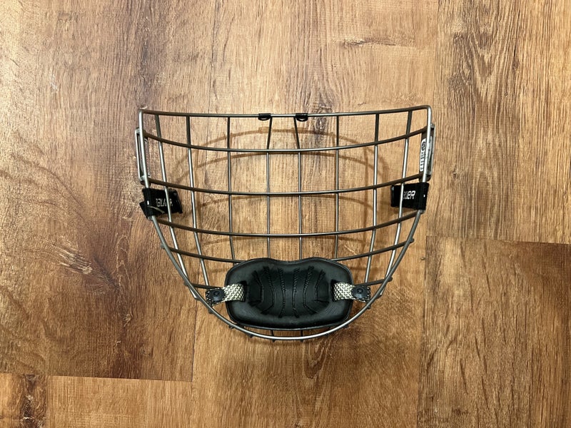 Bauer Profile III Cage Medium
