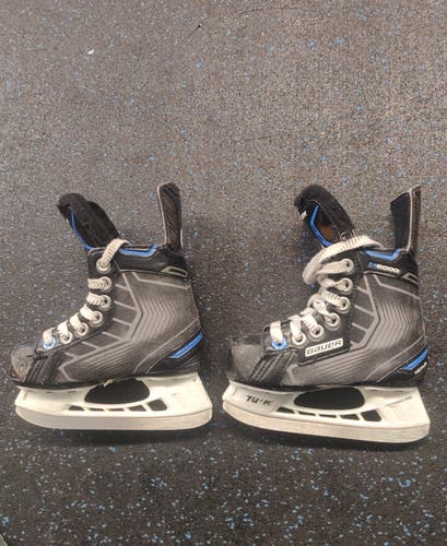 Bauer Hockey Skates - size 8 youth (Used)