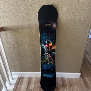 Kid's  Never Summer Without Bindings Medium Flex True Twin (Used) Snowboard