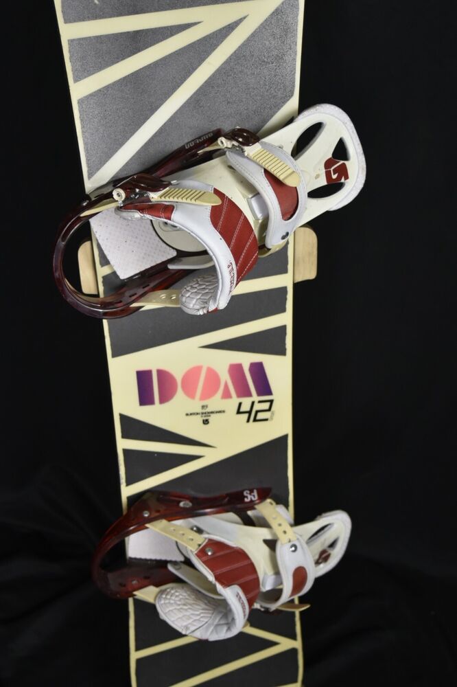 【2点セット】Burton FEAHTER 140cm & CITIZEN Burton Snowboard Burton Feather Women | buy at Sportsprofi
