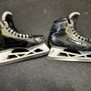 Goalie Skates - Bauer Elite 8.5 (Used)