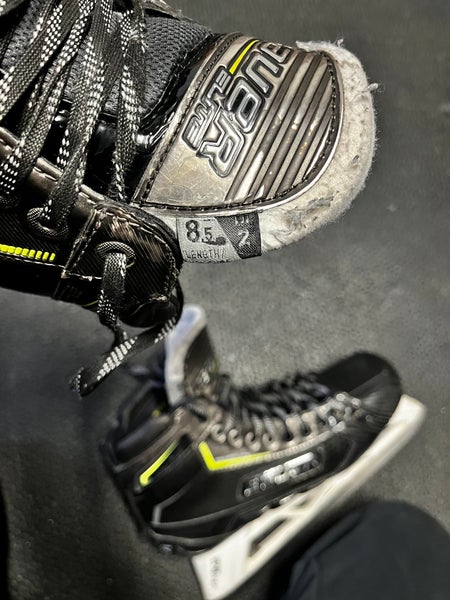 Goalie Skates - Bauer Elite 8.5 (Used)