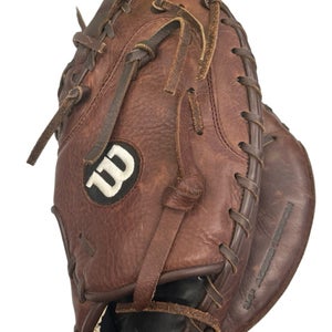 Wilson Right Hand Throw Catcher's A950 Baseball Glove 34" (Used)