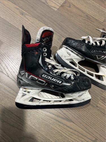 Bauer Vapor 3X Regular Width 8 (Used)