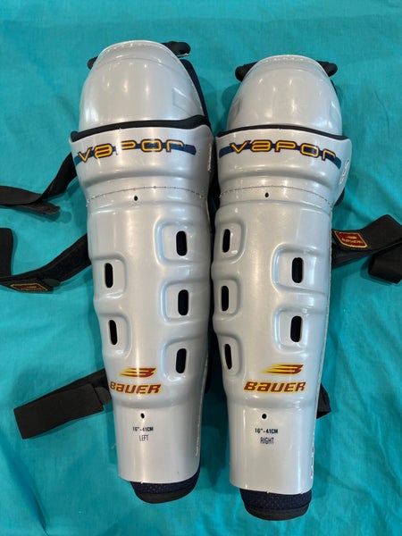 Senior Bauer Vapor Shin Pads 16" (Used)