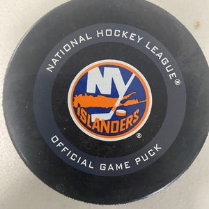 New York Islanders official game puck