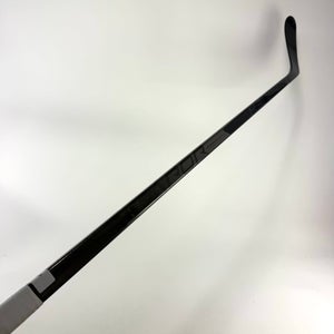 Kucherov Used Black Bauer Vapor Hyperlite | 82 Flex Fisher Pro Curve Grip | K246
