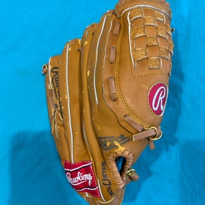 Brown Adult Rawlings Super Size Right Hand Throw Pitcher's Softball Glove 13.5" (Used)