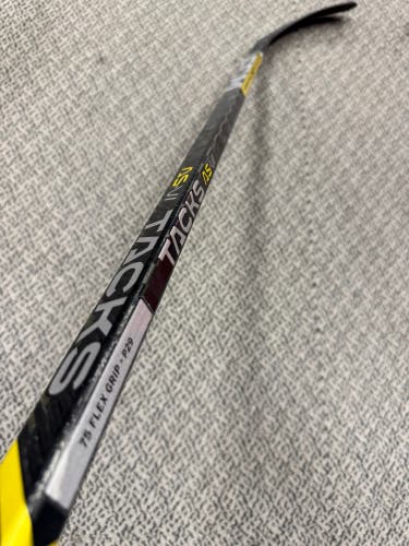 CCM Tacks AS-VI 75 flex P29 curve left hand stick