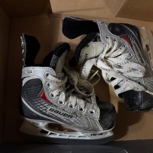 Bauer Vapor X:05 Hockey Skates Youth Regular Width 9 (Used)