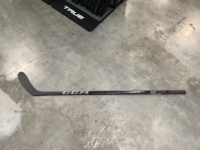 Senior CCM RibCor Maxx Hockey Stick P28 (New)