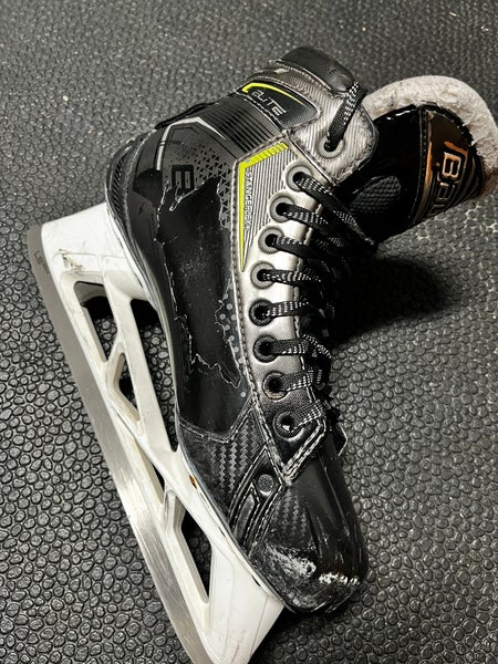Goalie Skates - Bauer Elite 8.5 (Used)