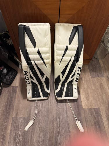 30" CCM Eflex 4.5 (New)