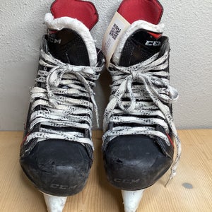 Senior CCM RBZ 60 Hockey Skates 5 (Used) 247 Runner