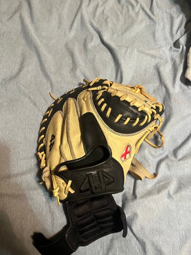 2020 44 Pro Right Hand Throw Catcher's Signature Series 33" (New)