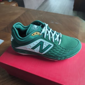 Green Men's Size M 8.5 (W 9.5) Adult New Balance Low Top Metal (New)