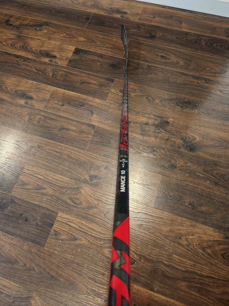 Senior CCM JetSpeed FT4 Pro Right Handed Hockey Stick P29 Pro Stock (Used)