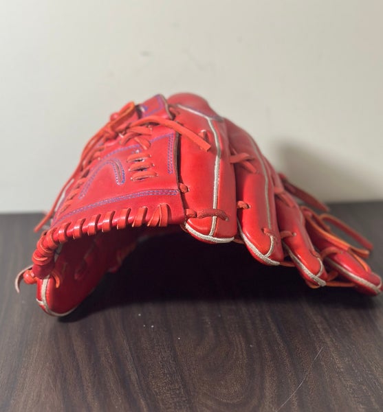 Custom Japanese Wilson staff 12.25” baseball pitcher glove red