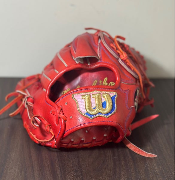 Custom Japanese Wilson staff 12.25” baseball pitcher glove red