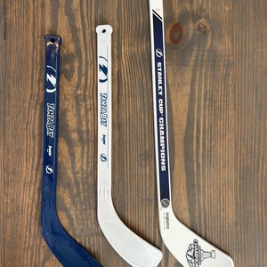 TAMPA BAY LIGHTNING. 3 MINI HOCKEY STICKS. PRE OWNED.