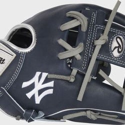 New Rawlings Heart Of The Hide New York Yankees Pro204-2nyy Fielders Glove Right Hand Throw 11.5"