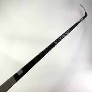 Used Right CCM Jetspeed FT5 Pro | 85 Flex P28 Curve Grip | L269
