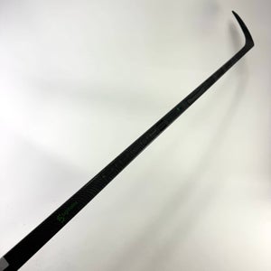 Used Right CCM Ribcor Trigger 6 Pro | 80 Flex Flat Curve Grip | U99