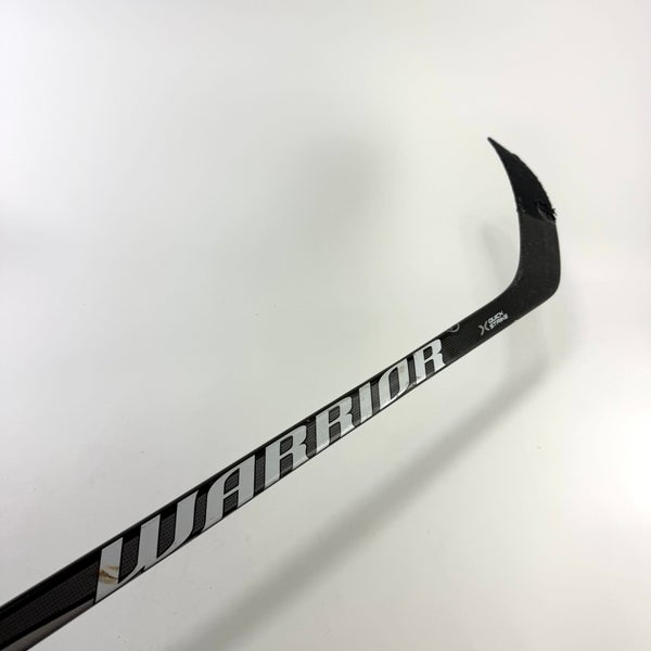 Used Right Handed Warrior Alpha QX | P28 Curve | 85 Flex | Grip | D. Doughty | A1112