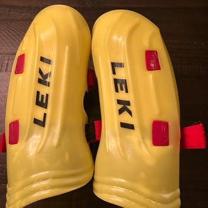 Leki  WC Shin Guards