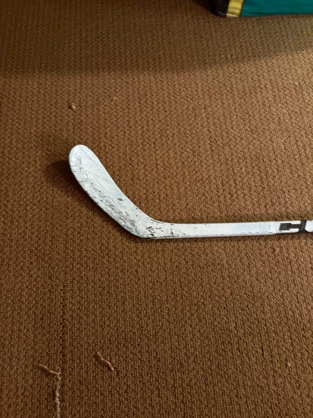 Senior CCM Right Handed JetSpeed FT5 Pro P28  (Used)