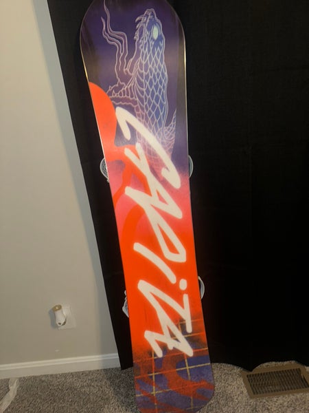 スノーボード　CAPITA INDOOR SURVIVAL 158 S150CM.jpg