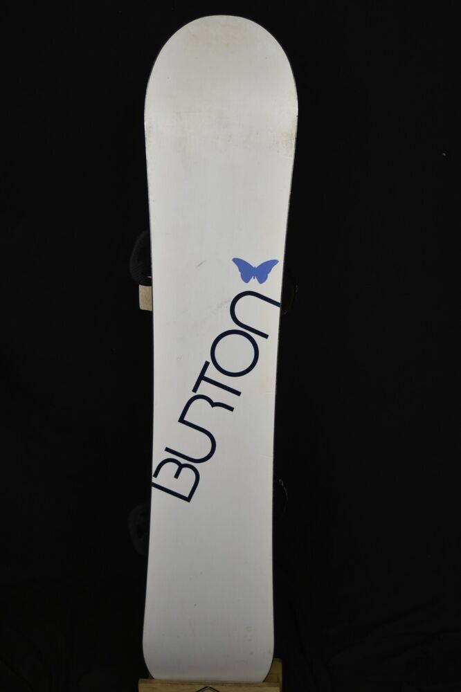BURTON GINGER SNOWBOARD SIZE 141 CM WITH MEDIUM BURTON BINDINGS