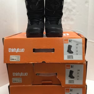New Thirty Two TM-2 Sizes 8.5, 9.0, 9.5
