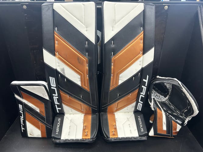 Demo True HZRDUS Pro Pads and Gloves